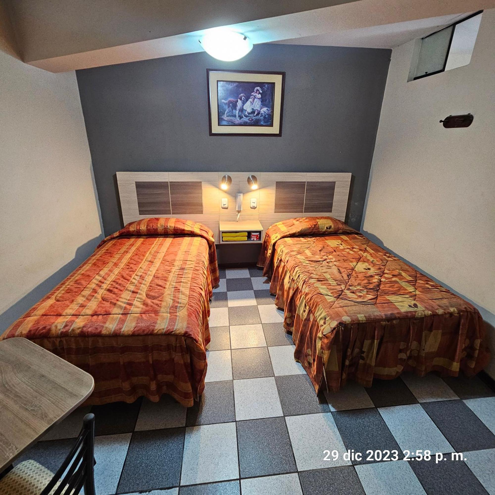 La Cascada Hotel 2*